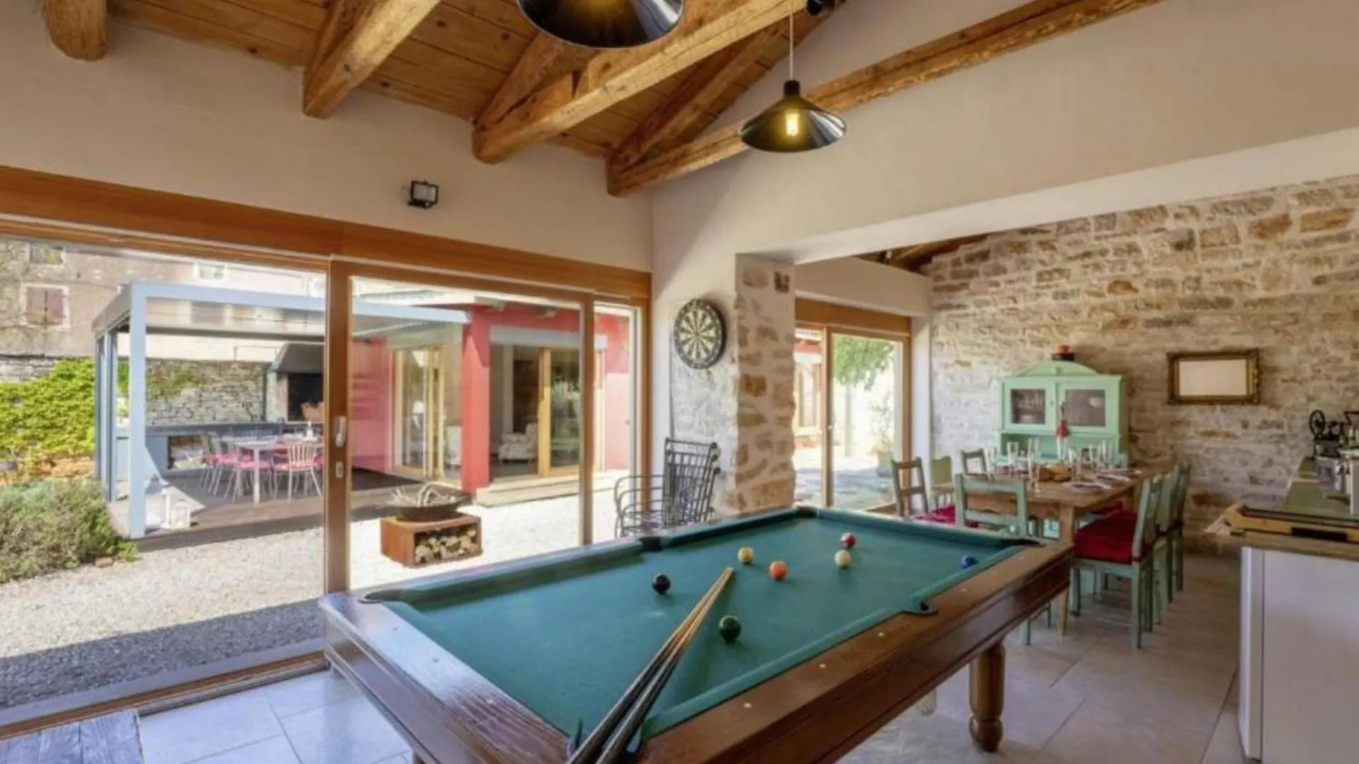 Poolside Grand Retreat Villa Vošteni